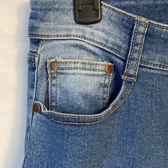 Fashion Nova Women's Blue All The Booty Ripped Skinny Jeans Size 9 - Picture 4 of 12